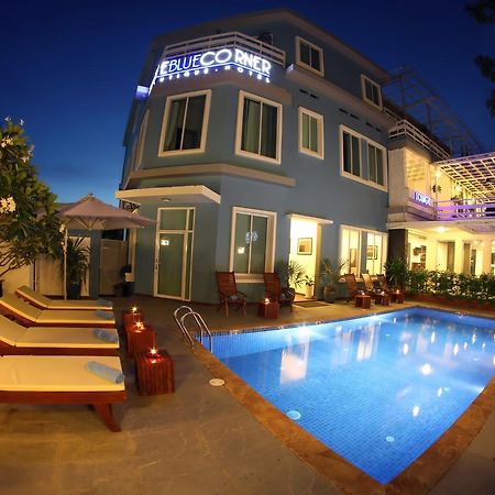 The Blue Corner Boutique Hotel Phnom Penh Exterior photo